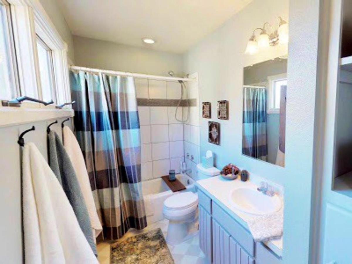 The Blue Bungalow مونتروز المظهر الخارجي الصورة